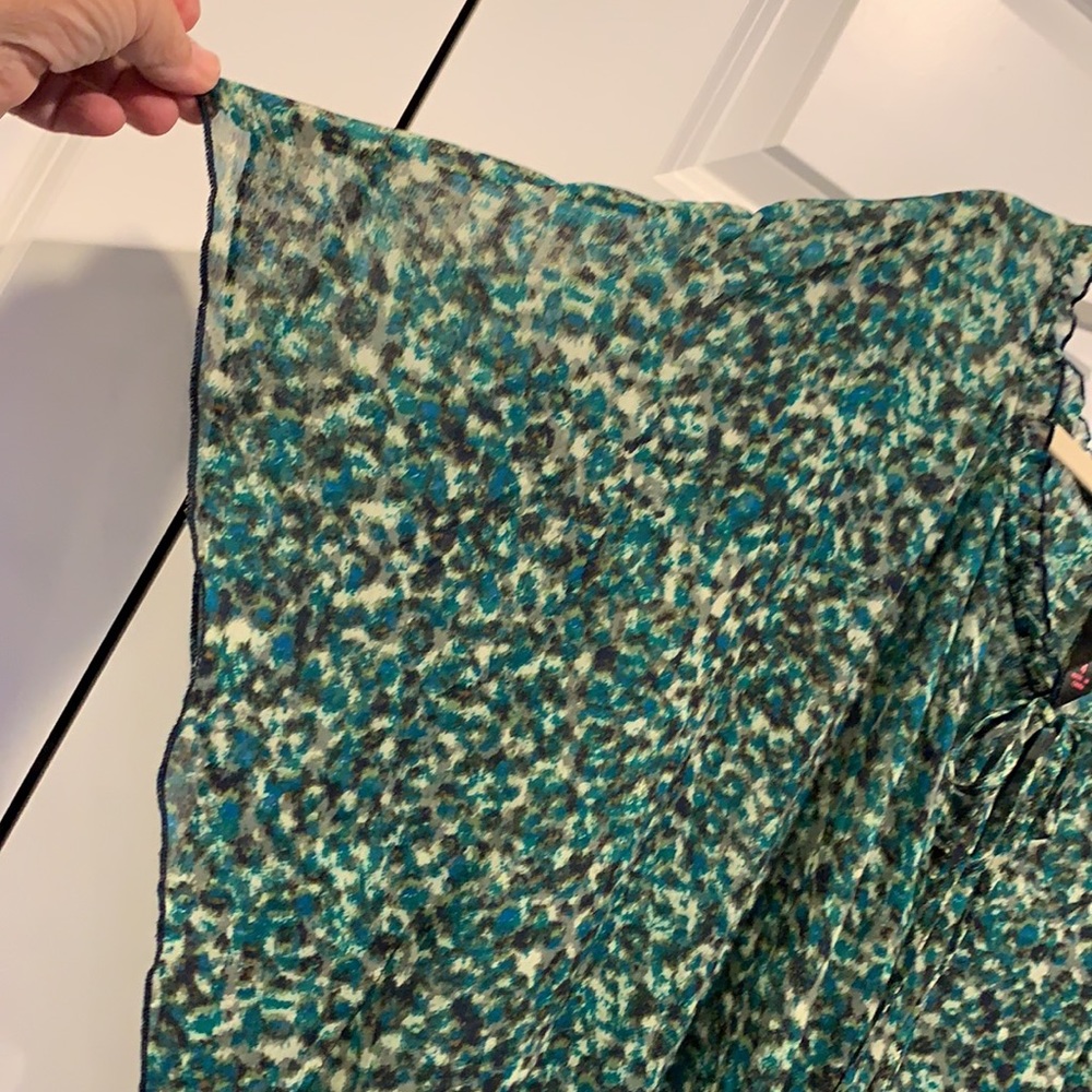 Sheer Elastic Smock Waistband Plus Size Top - Picture 5 of 5
